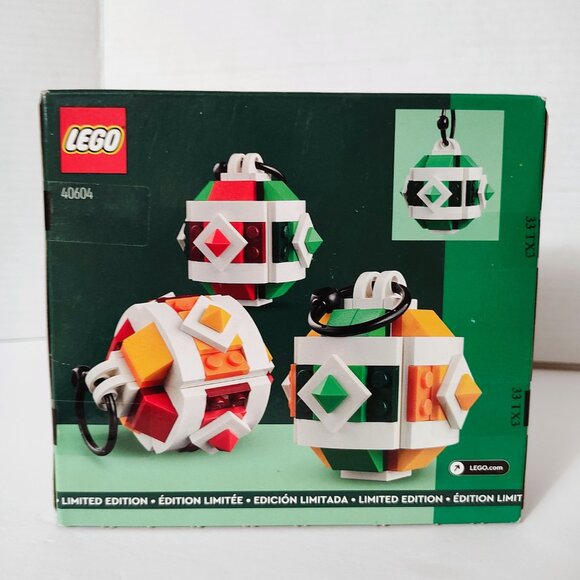 LEGO Christmas Decor Set - Limited Edition - 40604 - Picture 2 of 7